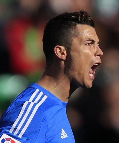 虽然他有不 虽然他有不